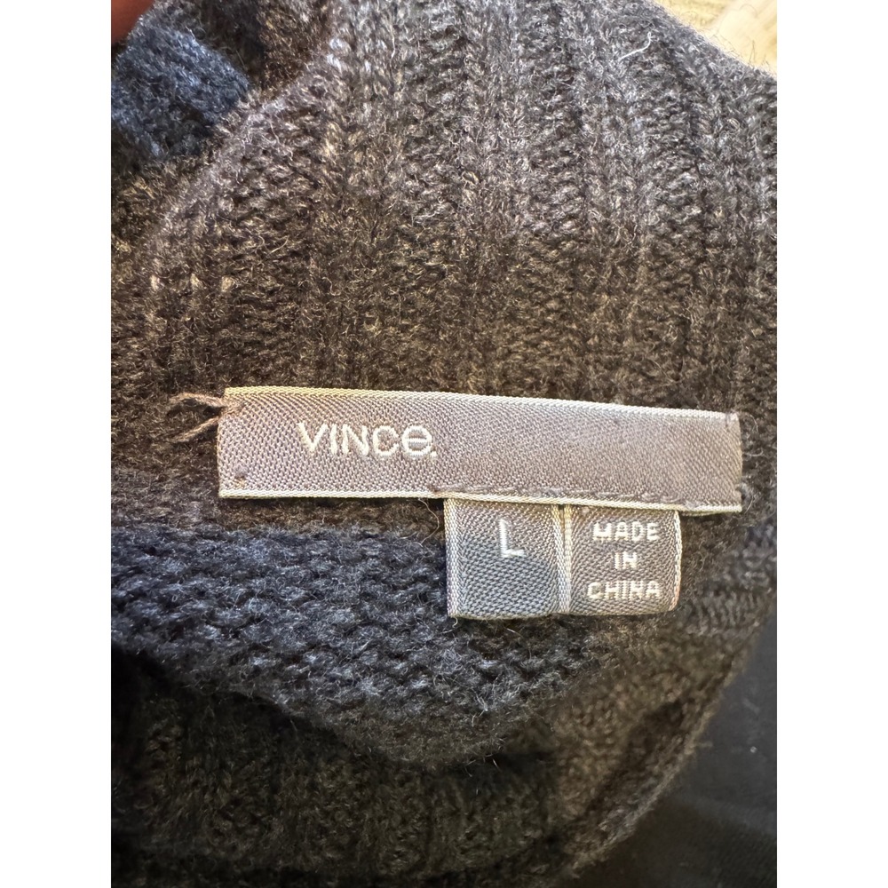 Vince Colorblock Turtleneck Sweater Womens L Gray Cream Wool Blend Knit Cozy - Picture 3 of 8